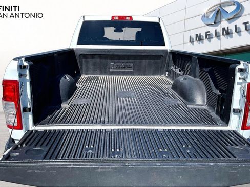 Used 2024 RAM 2500 Big Horn AWD/4WD image 47