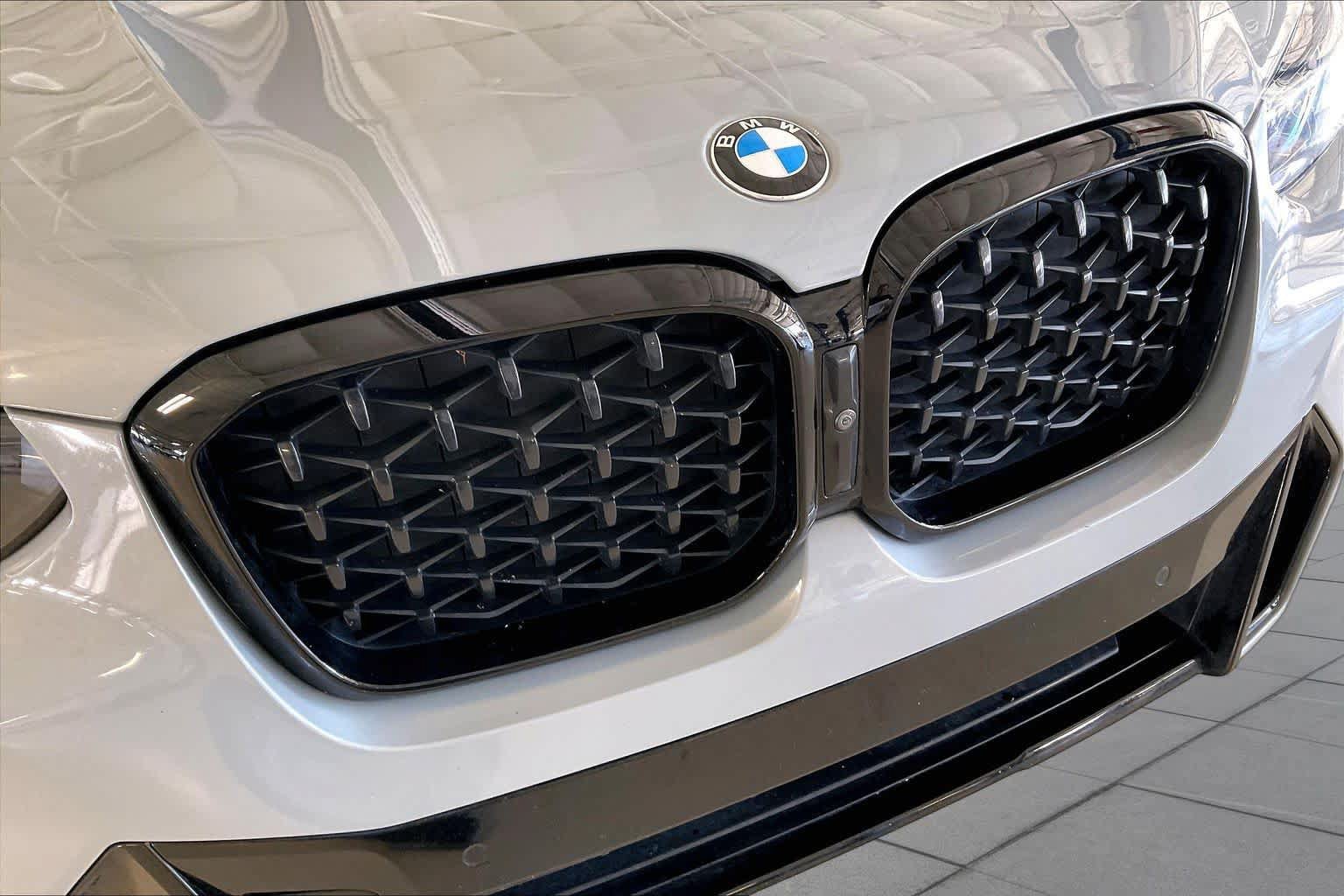 Used 2024 BMW X4 xDrive30i w/ Premium Package AWD/4WD image 30
