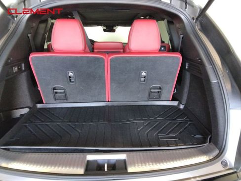 Used 2022 Acura MDX Type S image 9
