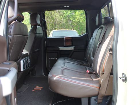 Used 2017 Ford F250 King Ranch w/ King Ranch Ultimate Package AWD/4WD image 23