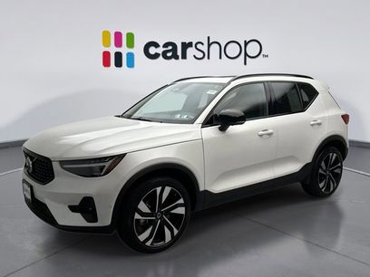 Used 2024 Volvo XC40 B5 Ultimate w/ Protection Package Premier