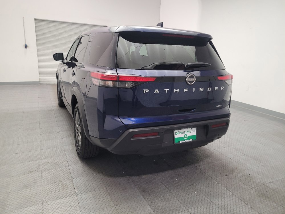 Used 2022 Nissan Pathfinder S AWD/4WD image 6