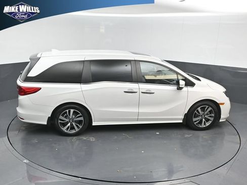 Used 2023 Honda Odyssey Touring image 16
