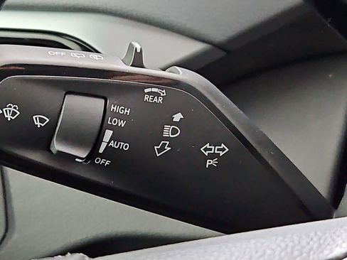 New 2026 Volkswagen ID.4 Pro image 26