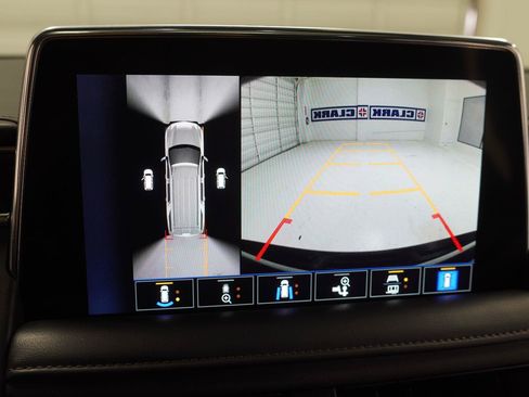 Used 2023 Chevrolet Tahoe High Country RWD image 17