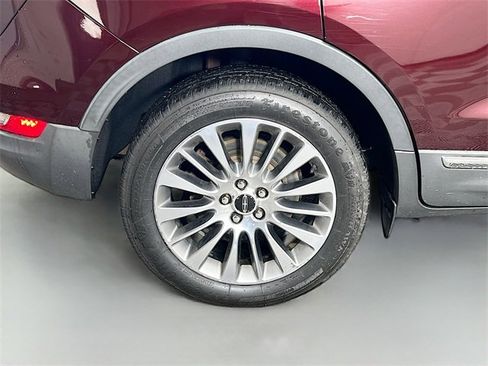 Used 2016 Lincoln MKC Reserve w/ Lincoln MKC Climate Package image 38