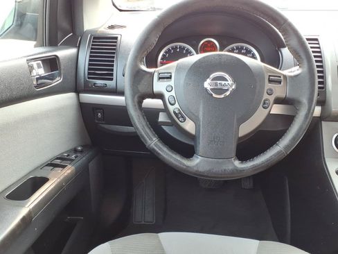 Used 2012 Nissan Sentra 2.0 SR w/ Special Edition Pkg FWD image 3