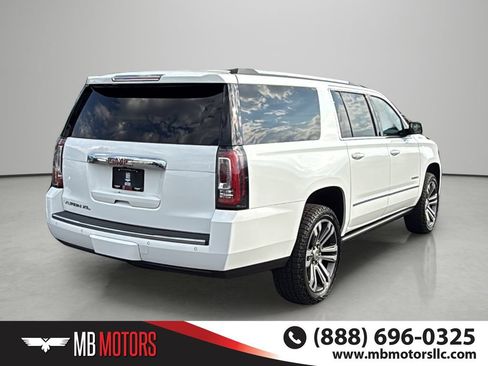 Used 2019 GMC Yukon XL Denali w/ Denali Ultimate Package AWD/4WD image 4