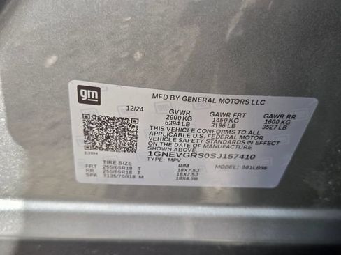 Used 2025 Chevrolet Traverse LT AWD/4WD image 23