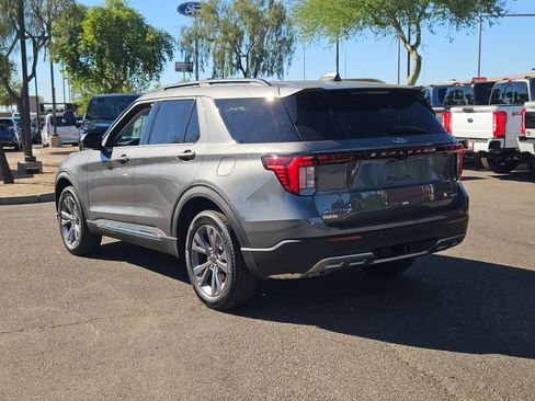 New 2025 Ford Explorer Active w/ Active Comfort Package image 5