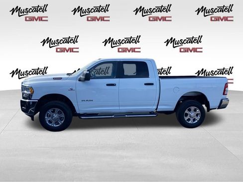 Used 2024 RAM 2500 Big Horn AWD/4WD image 9