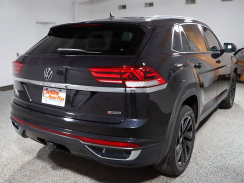 Used 2022 Volkswagen Atlas Cross Sport SE AWD/4WD image 7