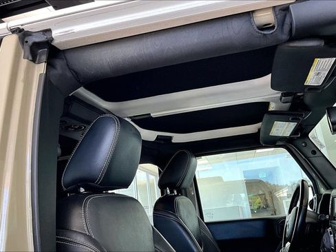 Used 2017 Jeep Wrangler Unlimited Sahara w/ Quick Order Package 24E Chief AWD/4WD image 27