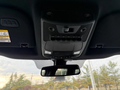 Used 2017 Ford F150 Raptor w/ Equipment Group 802A Luxury image 23