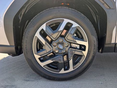 Certified 2025 Subaru Forester Premium AWD/4WD image 13