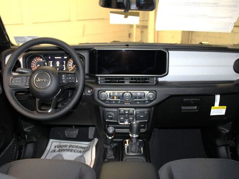 New 2026 Jeep Gladiator Sport image 9