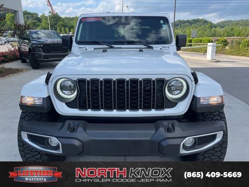 Used 2025 Jeep Gladiator Sport AWD/4WD image 29