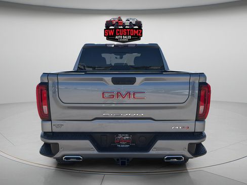 Used 2024 GMC Sierra 1500 AT4 w/ Technology Package AWD/4WD image 6