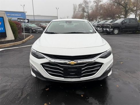Used 2023 Chevrolet Malibu LT image 9