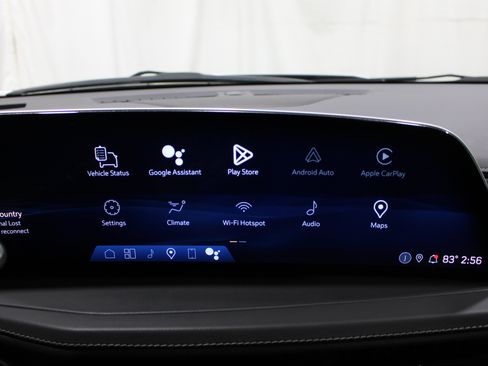 Used 2024 Cadillac XT4 Premium Luxury AWD/4WD image 17