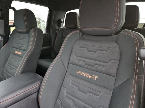 Used 2024 Nissan Frontier Pro-X image 24