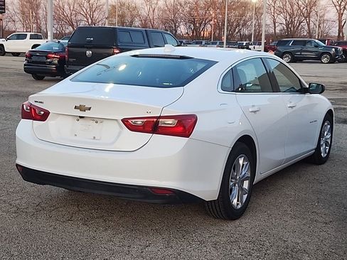 Used 2023 Chevrolet Malibu LT image 2