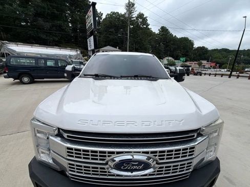 Used 2017 Ford F250 Platinum w/ Platinum Ultimate Package AWD/4WD image 20