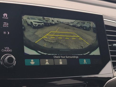 Used 2023 Honda Passport TrailSport image 24