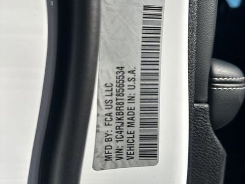 New 2026 Jeep Grand Cherokee L Limited w/ Limited Altitude Package AWD/4WD image 31