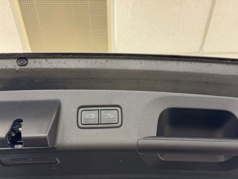 Used 2025 Kia Telluride S image 23