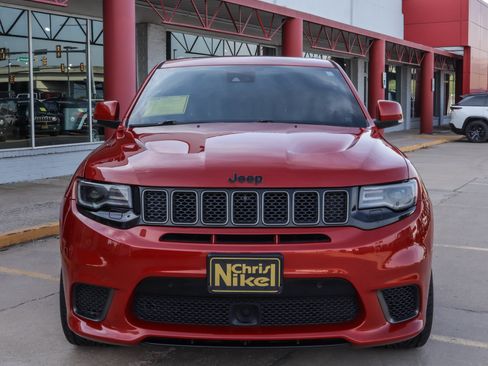 Used 2018 Jeep Grand Cherokee Trackhawk w/ Trailer Tow Group IV AWD/4WD image 4