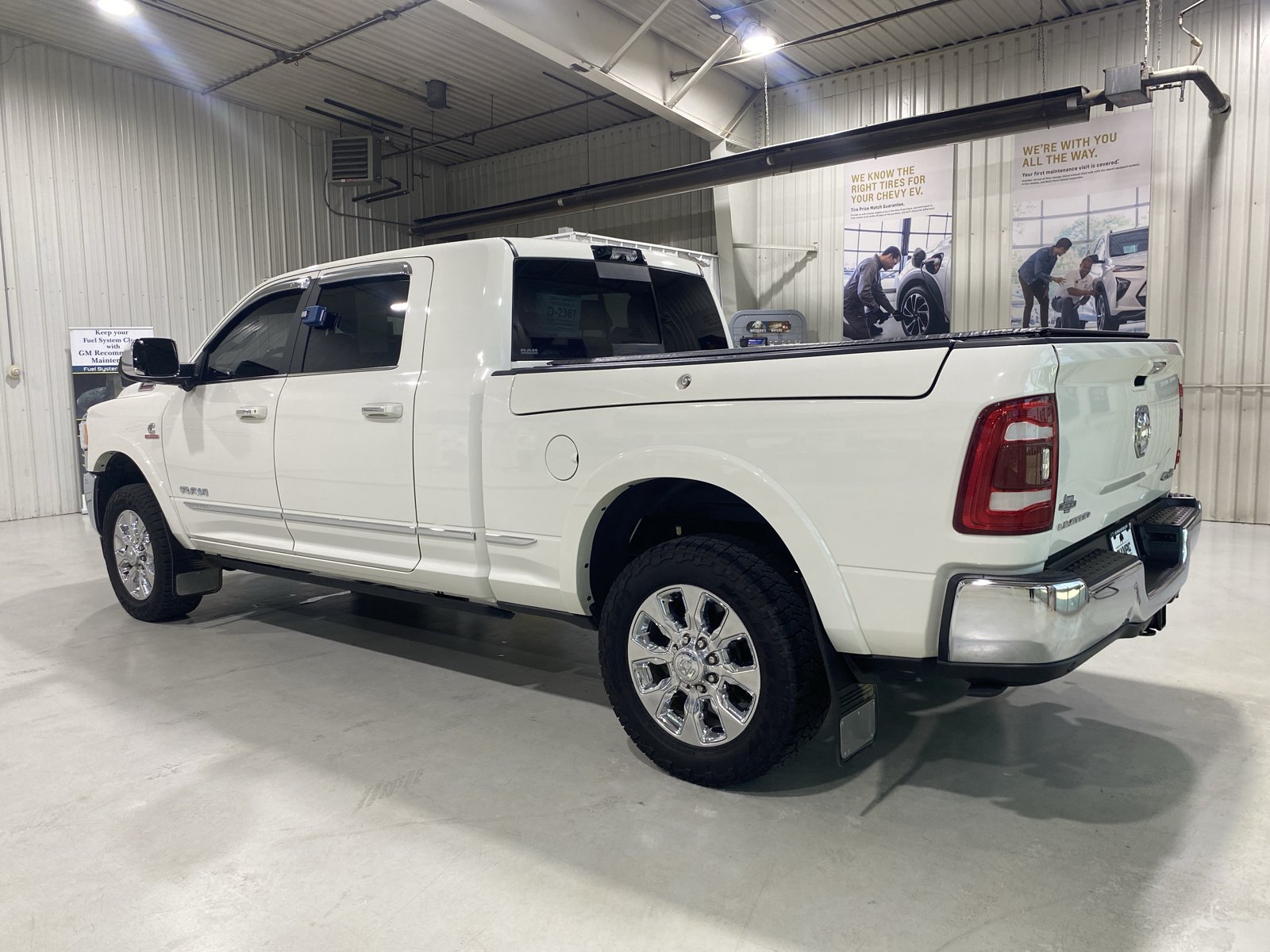 Used 2021 RAM 3500 Limited AWD/4WD image 6