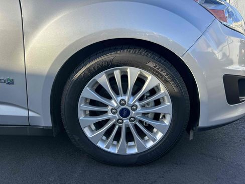 Used 2017 Ford C-MAX SE w/ Equipment Group 201A image 24