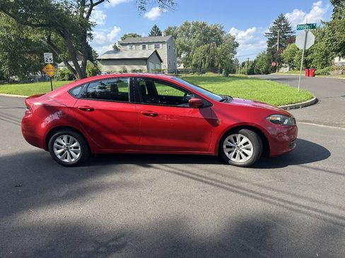 Used 2014 Dodge Dart SXT FWD image 5