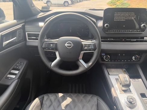 New 2026 Nissan Rogue Platinum AWD/4WD image 14