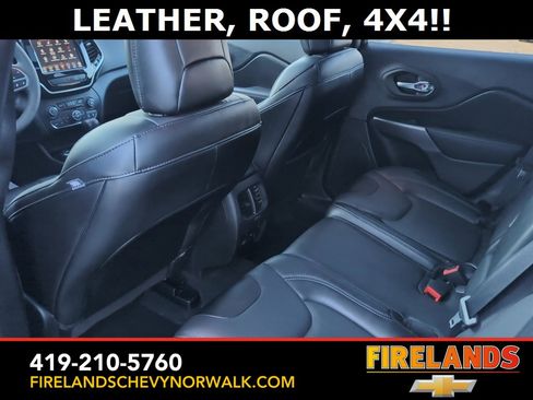 Used 2022 Jeep Cherokee Limited w/ Elite Package image 16