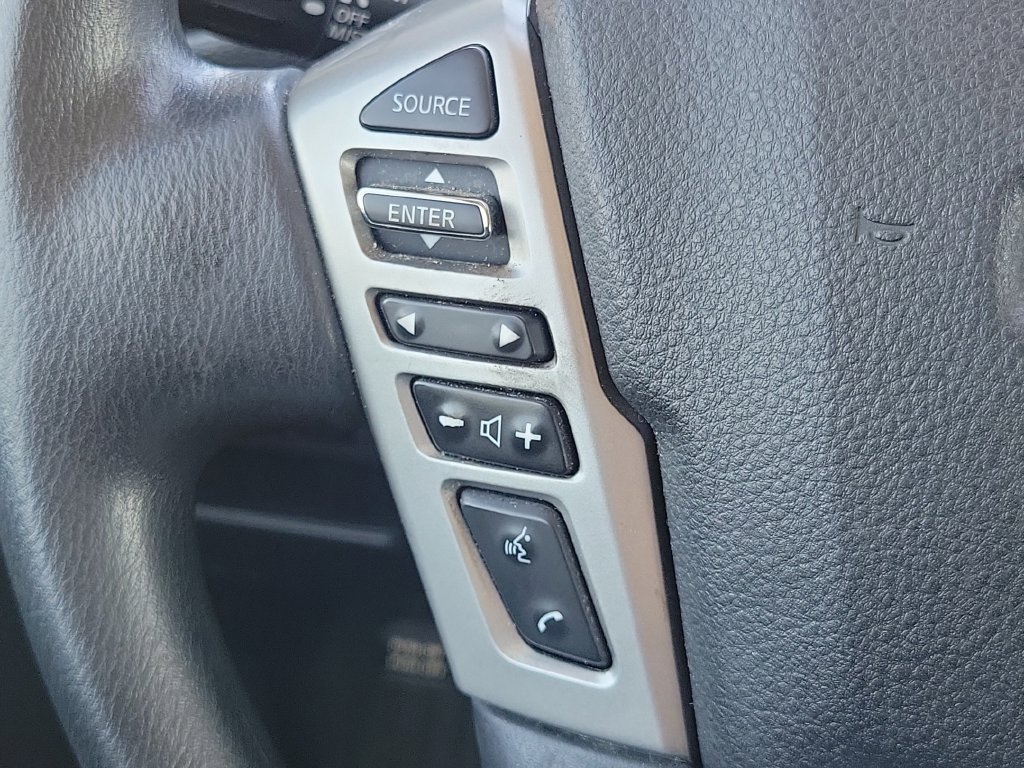 Used 2022 Nissan Titan S RWD image 28