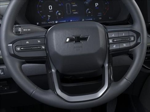 New 2026 Chevrolet Colorado ZR2 w/ Technology Package AWD/4WD image 23