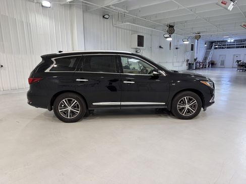 Used 2017 INFINITI QX60 FWD w/ Premium Plus Package image 6