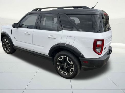 Used 2022 Ford Bronco Sport Outer Banks w/ Tech Package image 3