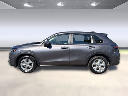 Used 2023 Honda HR-V LX image 2