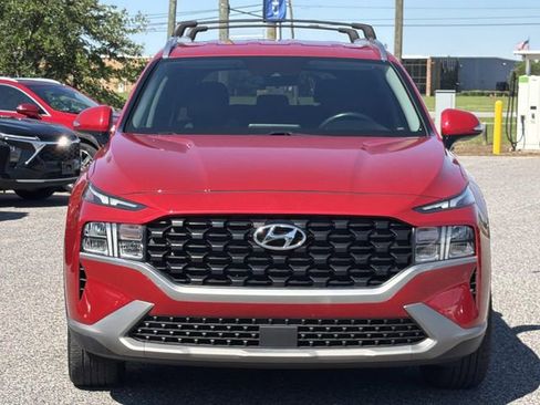 Used 2023 Hyundai Santa Fe SEL FWD image 2