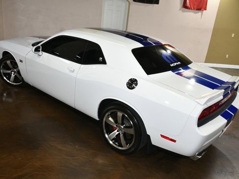 Used 2011 Dodge Challenger SRT8 w/ SRT Option Group II image 80