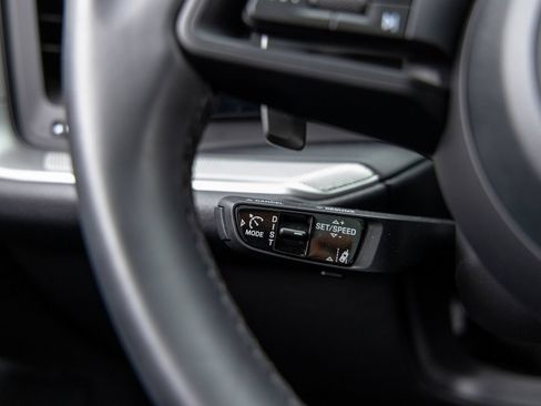 Certified 2026 Porsche Cayenne Coupe AWD/4WD image 32