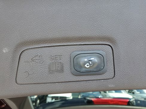 Used 2019 Lincoln MKC Select w/ Select Plus Package image 9