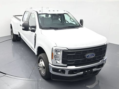 Used 2024 Ford F350 XL AWD/4WD image 36