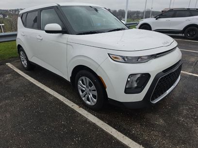 Certified 2022 Kia Soul LX