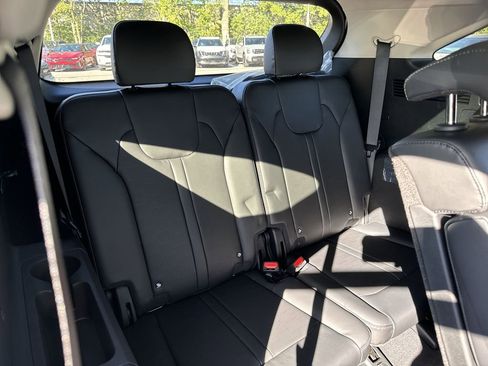 Used 2025 Kia Sorento S w/ Panoramic Sunroof Package image 32