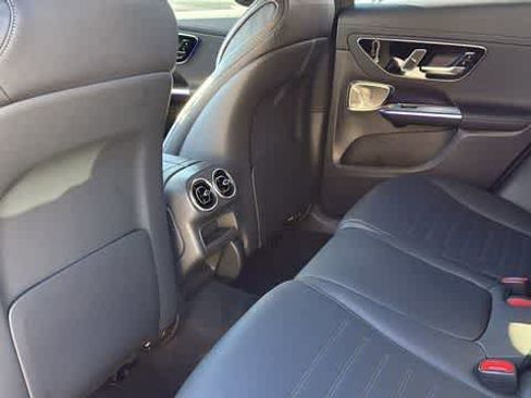Used 2026 Mercedes-Benz GLC 300 4MATIC image 30