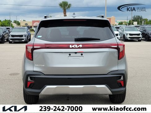 New 2026 Kia Seltos S FWD image 5